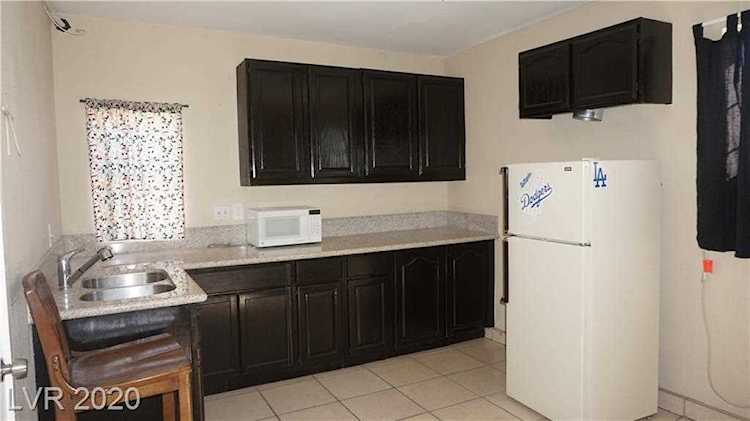 4291 Cleveland Ave Las Vegas, NV 89104