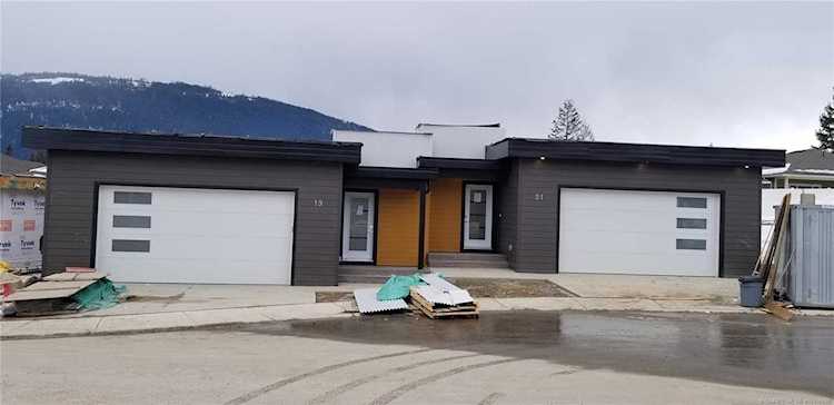 2810 Northeast 15 Avenue #21 Salmon Arm, BC V0H1t0