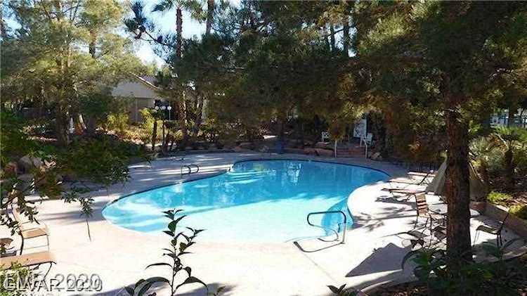 5247 Caspian Springs Dr #104 Las Vegas, NV 89120
