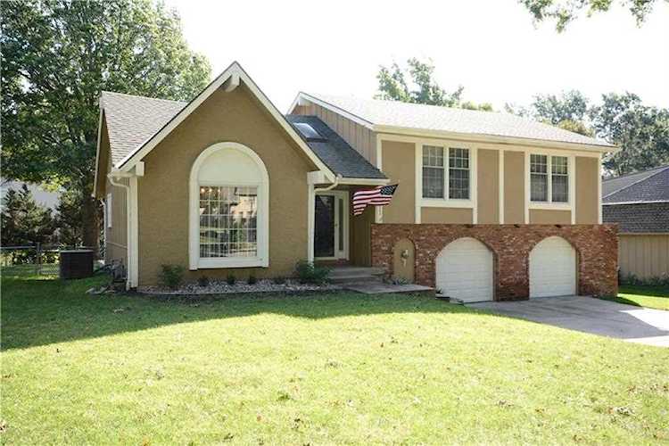 11623 Locust St Kansas City Mo 64131 Mls 2209476