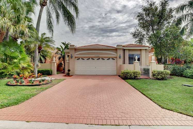 17240 Hampton Boulevard Boca Raton, FL 33496