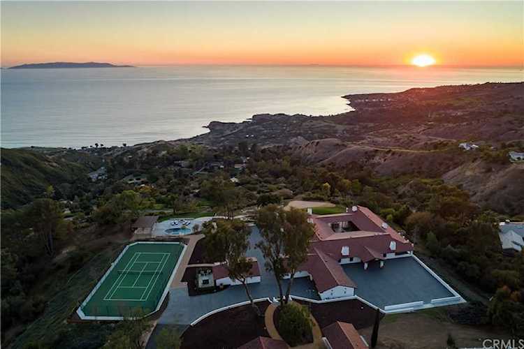 17 E Crest Road Rolling Hills, CA 90274