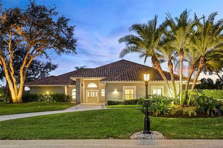 4098 Las Palmas WAY Sarasota, FL 34238