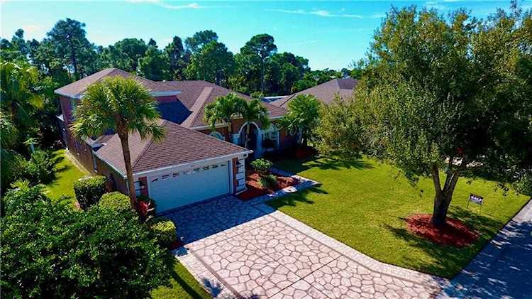 422 NW Dewburry Terrace Jensen Beach, FL 34957