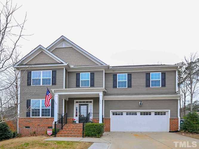 254 Chatsworth Lane Clayton, NC 27527