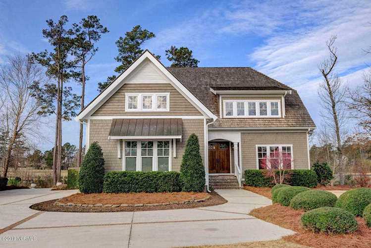 704 Autumn Crest Place Wilmington, NC 28405