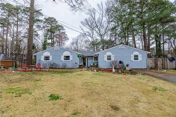 home for sale in Birchwood Gardens Virginia Beach VA 23452 - MLS 10307673 Photo 1