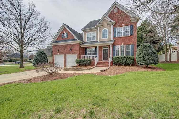 762 Woburn Abbey Dr Fort Mill, SC 29715