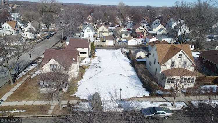 81 Hatch Avenue Saint Paul, MN 55117