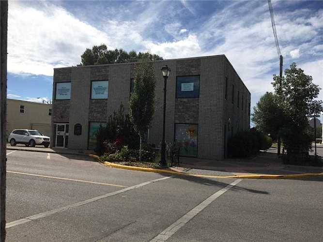 127 First Avenue W #101102 Cochrane, AB T4C 0B4
