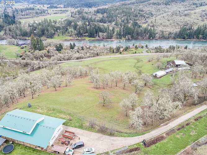 14700 North Bank Rd Roseburg, OR 97470