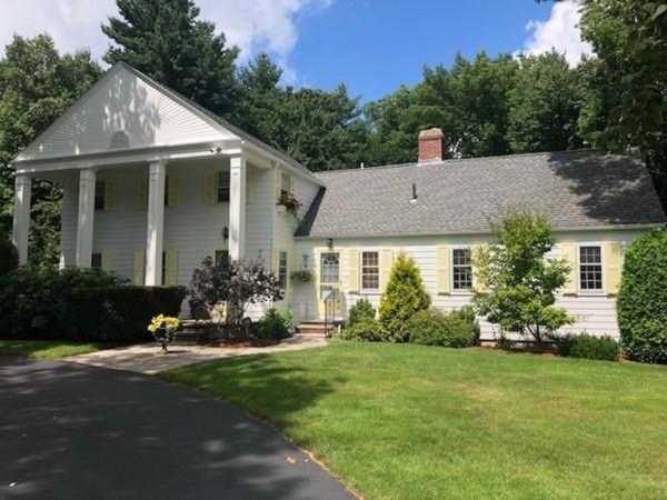 41 Horseshoe Rd Chelmsford, MA 01824