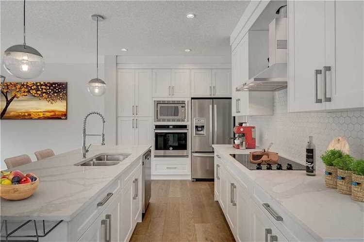 485 Legacy Boulevard SE Calgary, AB T2X 0Y6