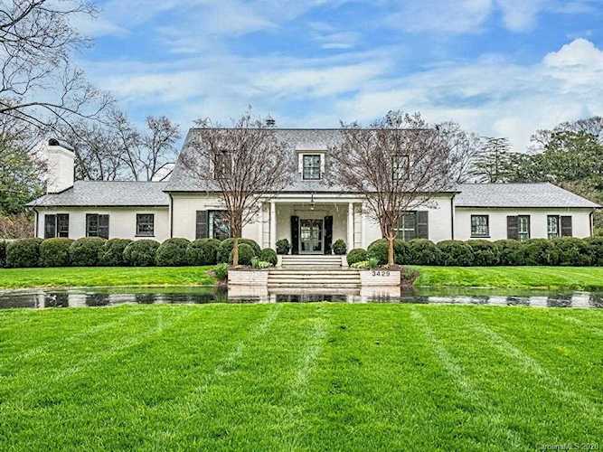 3429 Sharon Rd Charlotte, NC 28211