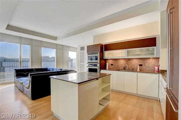 3750 S Las Vegas Blvd #2601 Las Vegas, NV 89158