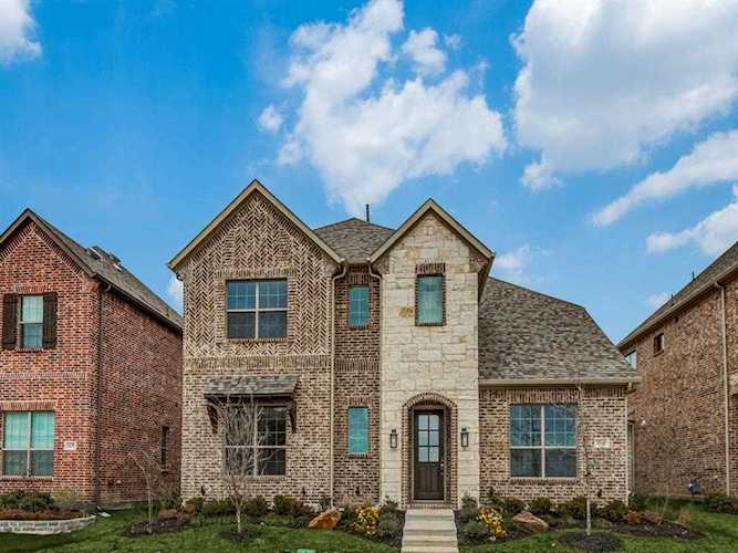 1645 Ashington Trail Farmers Branch, TX 75234