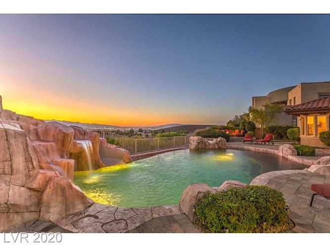 11 Yorkridge Ct Henderson, NV 89052