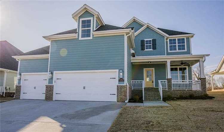 809 Wembley Park Cave Springs, AR 72718