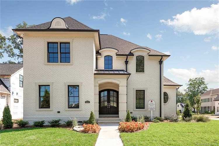 3242 Maymont Place Charlotte, NC 28205
