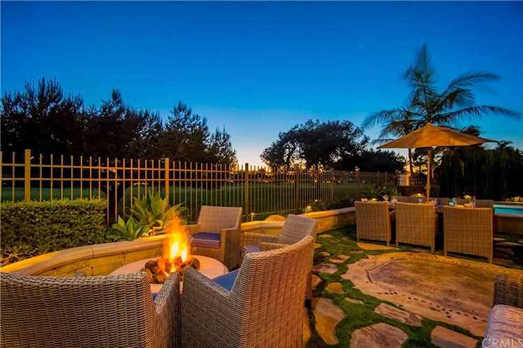 6452 Doral Drive Huntington Beach, CA 92648