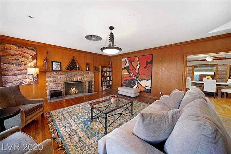 803 S 6th St Las Vegas, NV 89101