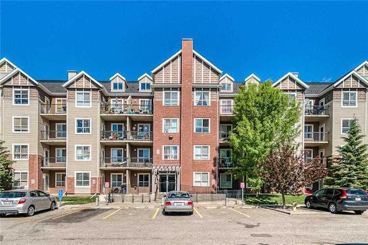 73 Erin Woods Ct SE #3303 Calgary, AB T2B 3V2