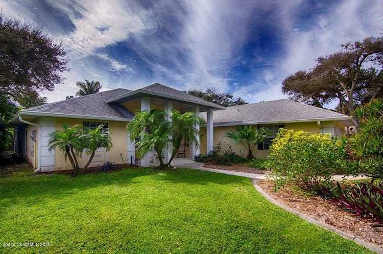 101 Estrella Road Melbourne Beach, FL 32951 | MLS 865708 Photo 1
