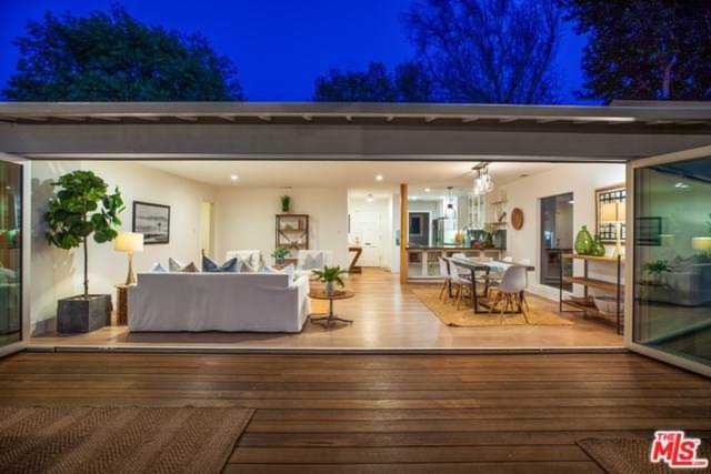 1009 Vernon Avenue Venice, CA 90291