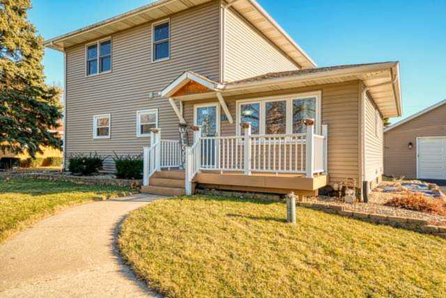 927 E 1st St Lockport, IL 60441