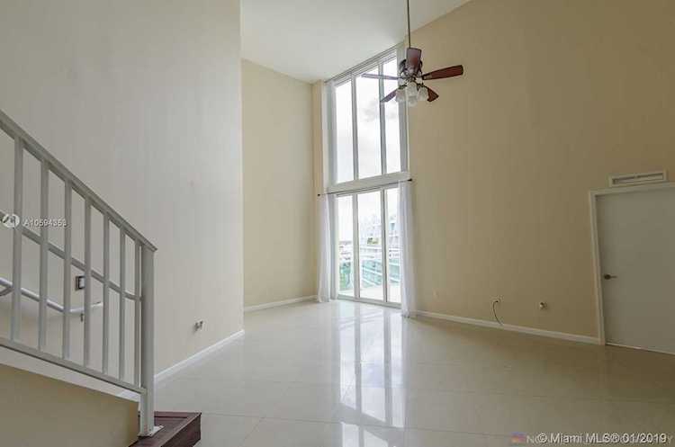 3000 NE 188th St #PH02 Aventura, FL 33180