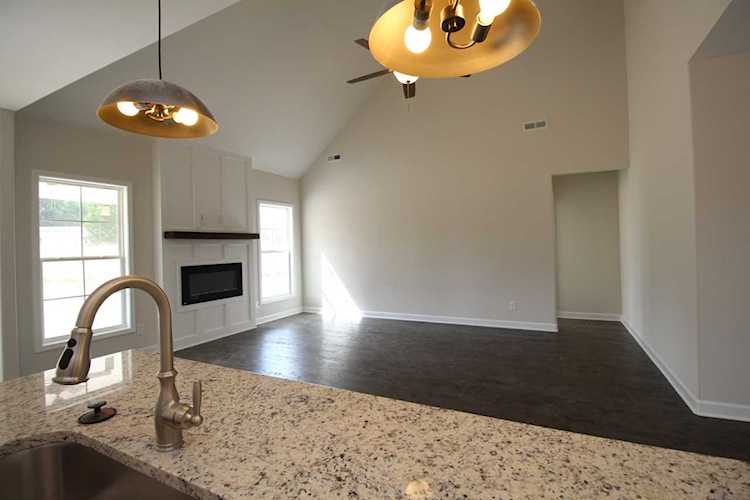 7067 Hwy 99 Rockvale, TN 37153