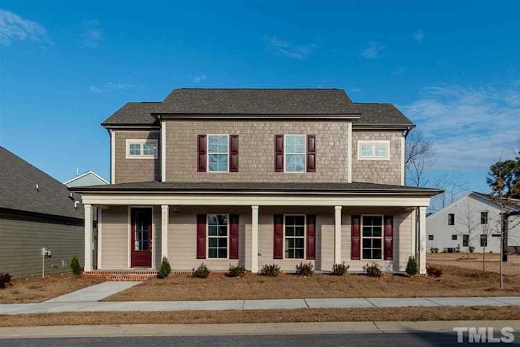 1391 Patriot Points Way Fuquay Varina, NC 27526