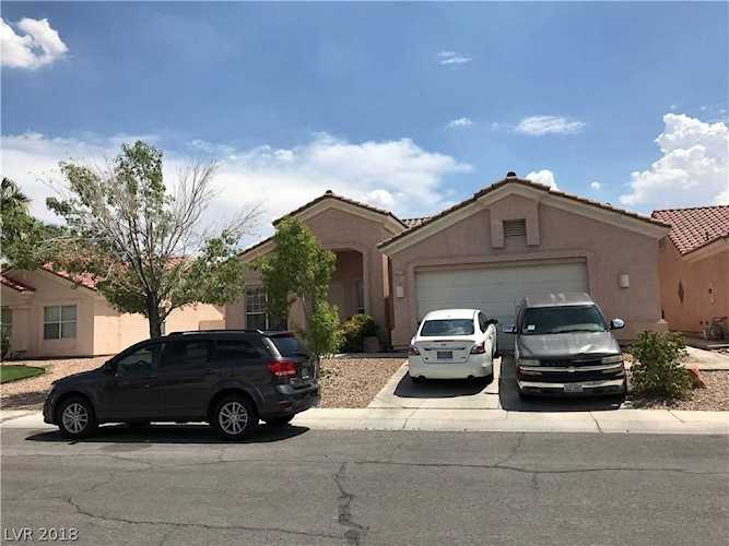 1715 Fall Pointe Ct North Las Vegas, NV 89032