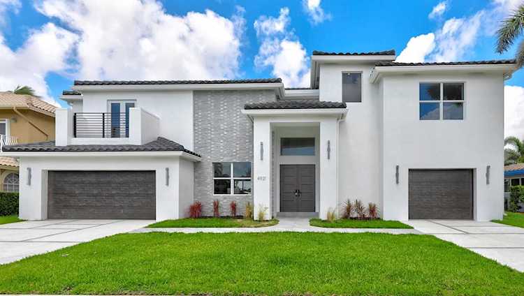 4921 NE 28Th Avenue Lighthouse Point, FL 33064