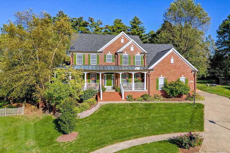 4042 Whiteblossom Estates Ct Louisville, KY 40241
