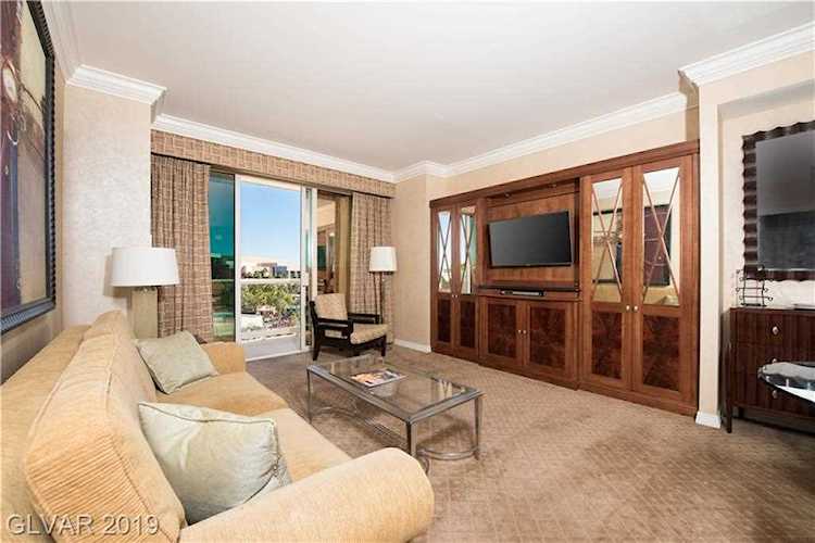 145 Harmon Ave #308 Las Vegas, NV 89109