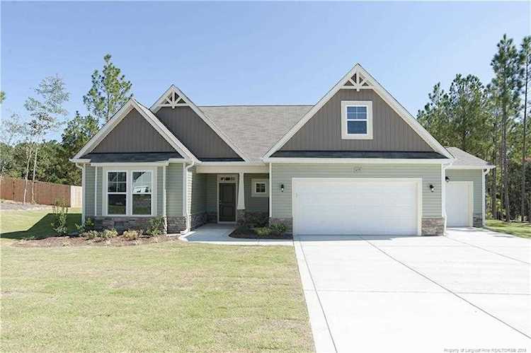 475 Porlock Way Raeford, NC 28376 | MLS 613789 Photo 1