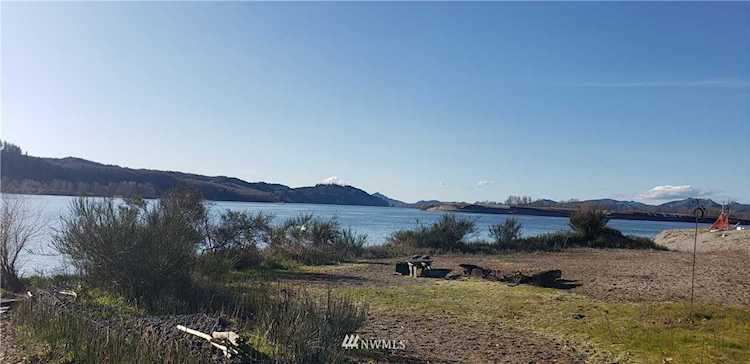 177 Ostervold Rd Cathlamet, WA 98612