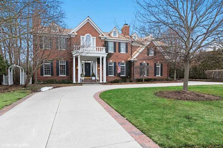626 Glendale Dr Glenview, IL 60025