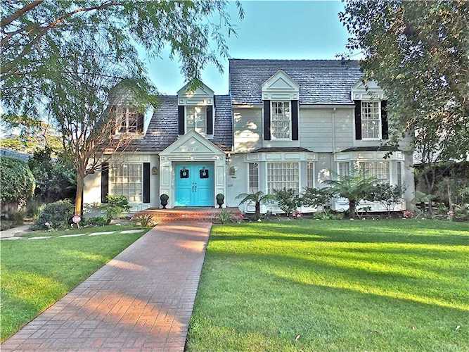 4218 Country Club Drive Long Beach, CA 90807