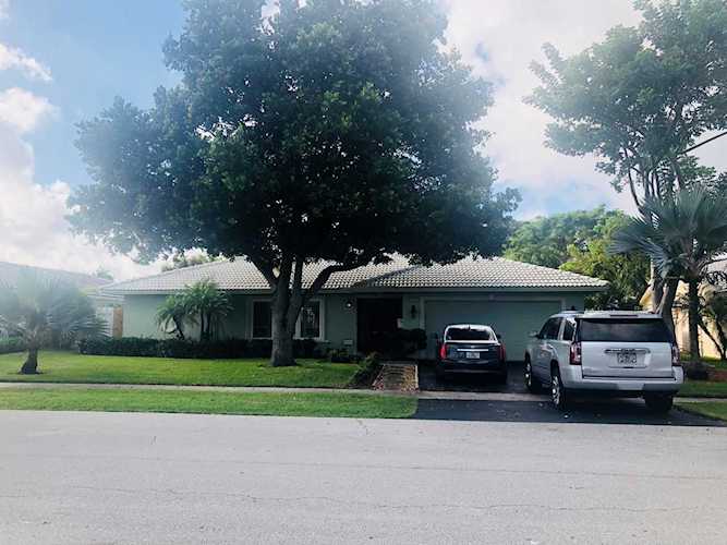1270 SW 13Th Drive Boca Raton, FL 33486