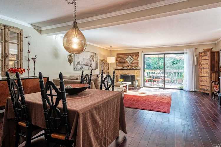 32 Lotus Court Novato, CA 94945
