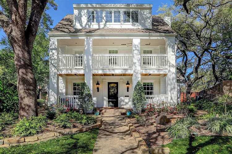 1813 Sharp Place Houston, TX 77019