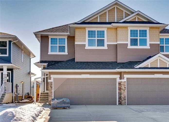 61 Red Embers Common NE Calgary, AB T3N 1L2