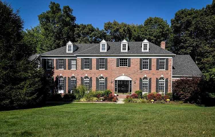 Hopkinton, 1 Greenwood Rd, MA, home for sale Photo 1