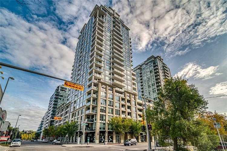 222 Riverfront Avenue SW #2027 Calgary, AB T2P 0W3