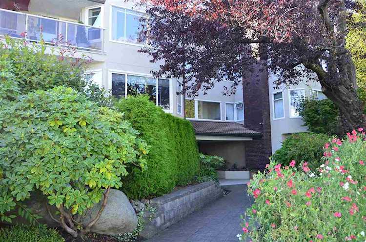 1225 Merklin Street #309 White Rock, BC V4B 4B8
