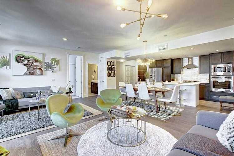 3320 3 Avenue NW #309 Calgary, AB T2N 0L9