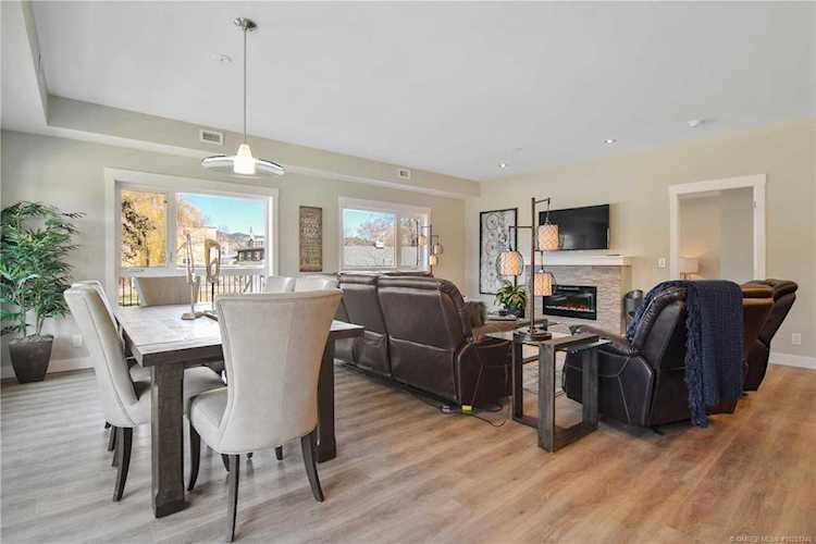 1883 Water Street #102 Kelowna, BC V1Y1K4