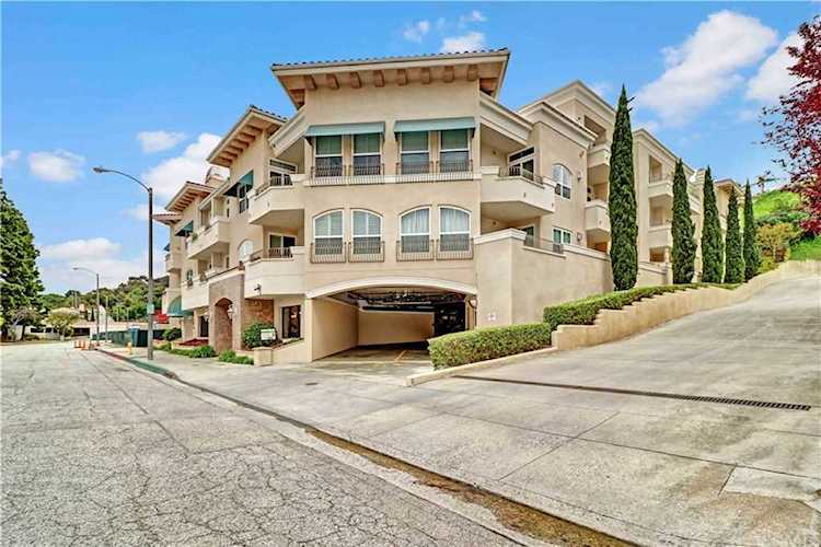 901 Deep Valley Drive #111 Rolling Hills Estates, CA 90274